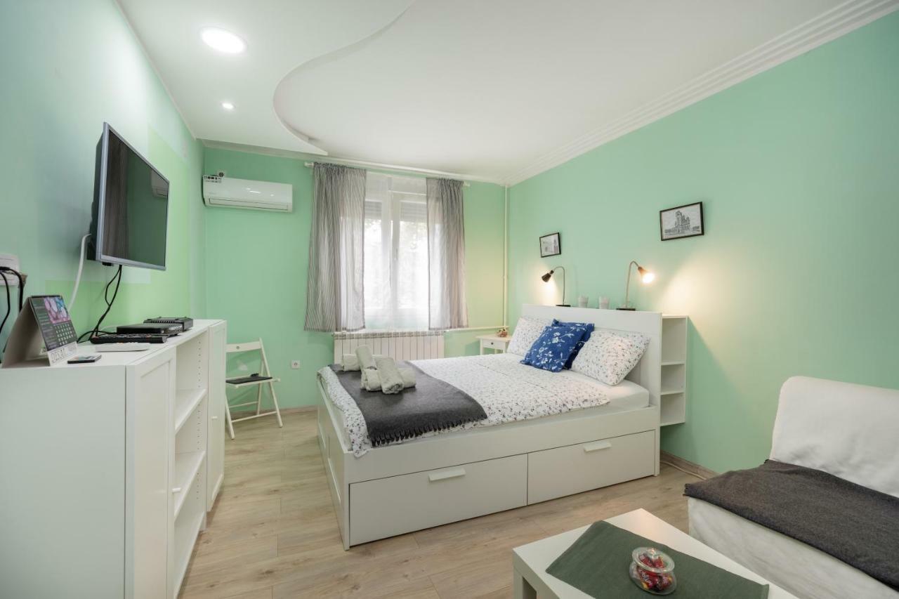 Apartman Gloria 2 Белград Экстерьер фото